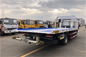 东川区汽车救援补胎