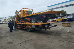 东川区同城汽车补胎